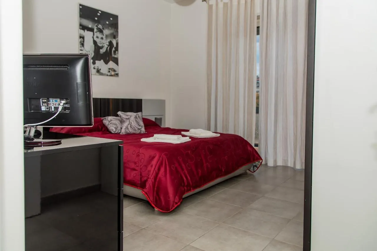 Etna Catania Center Bed and Breakfast 2*,