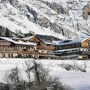 Rosapetra - Small Luxury Of The World Hotel Cortina d'Ampezzo