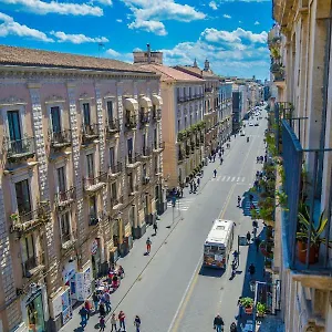 The Artist's Centro Bed & Breakfast